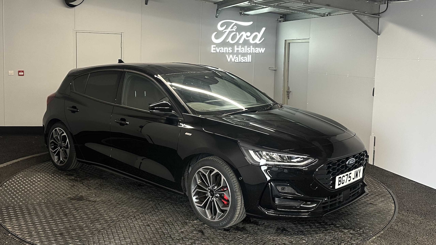 Used Ford Focus 2025 for sale - 76889824: Photo 1