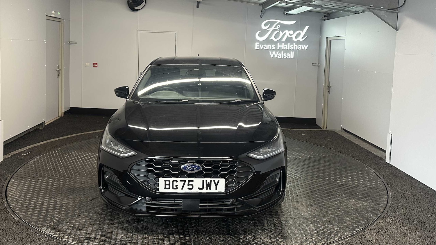 Used Ford Focus 2025 for sale - 76889824: Photo 4