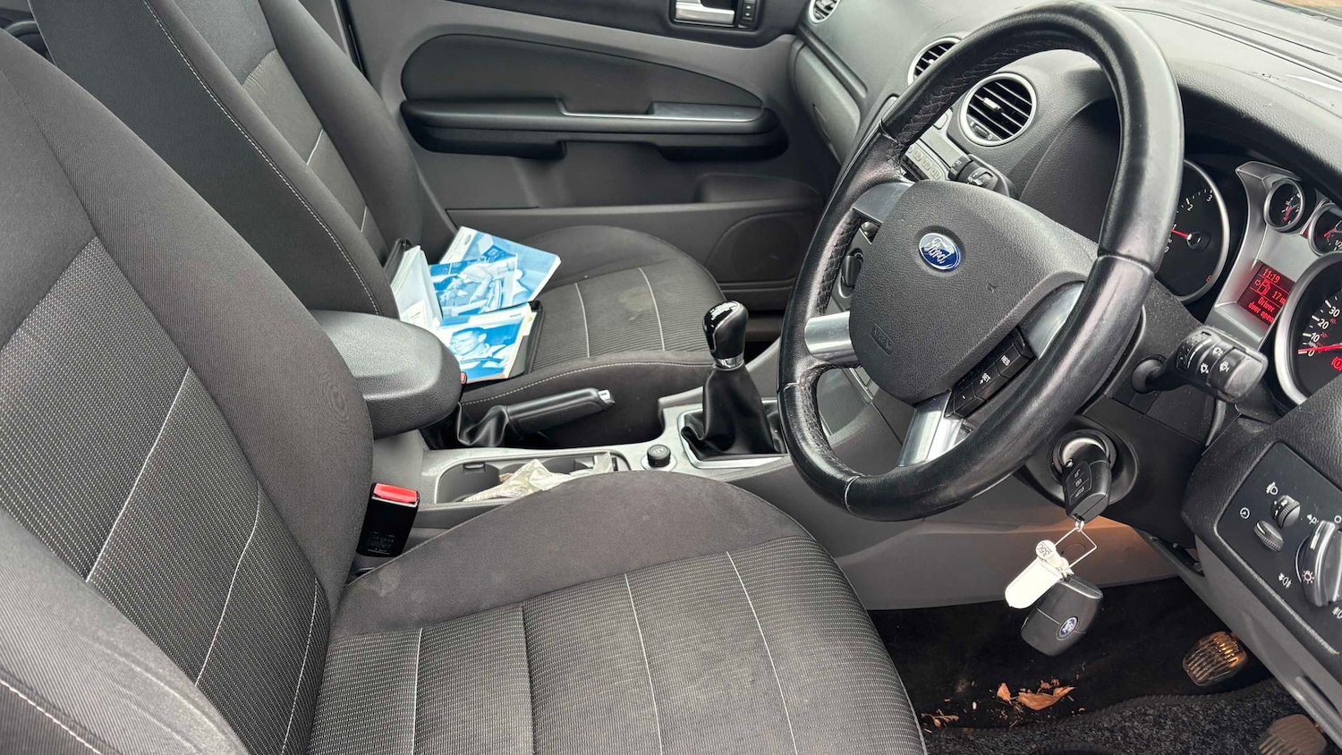 Used Ford Focus 2009 for sale - 77294312: Photo 7