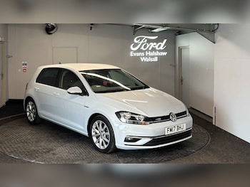 Used Volkswagen Golf 2017 for sale - 79397645: Photo