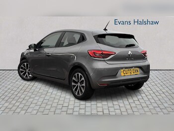 Used Renault Clio 2022 for sale - 76732203: Photo