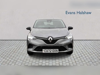 Used Renault Clio 2022 for sale - 76732203: Photo