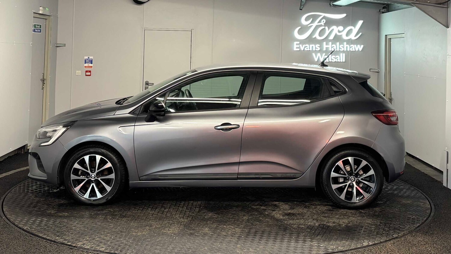 Used Renault Clio 2022 for sale - 76732203: Photo 8