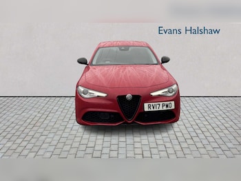 Used Alfa Romeo Giulia 2017 for sale - 77601162: Photo