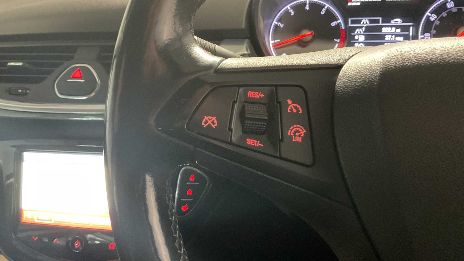 Used Vauxhall Corsa 2015 for sale - 76329238: Photo 21