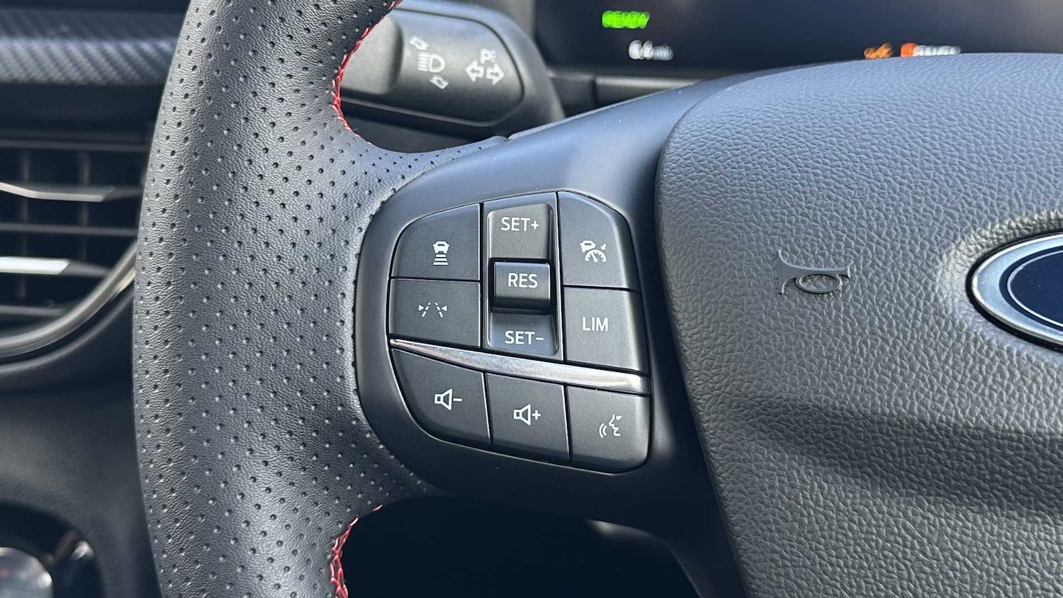 Used Ford Kuga 2024 for sale - 76902253: Photo 19