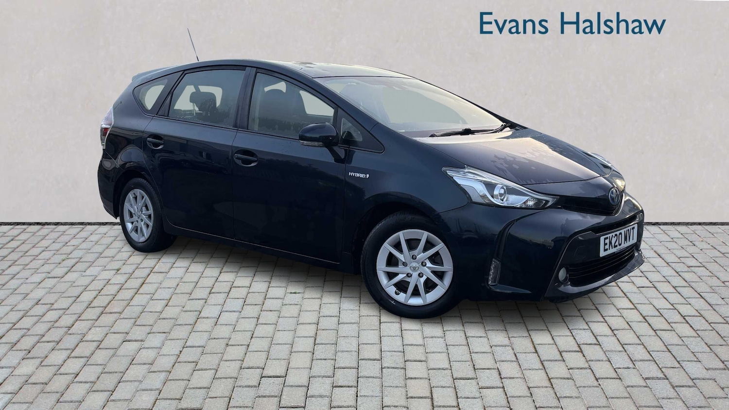 Used Toyota Prius+ 2020 for sale - 76575999: Photo 1