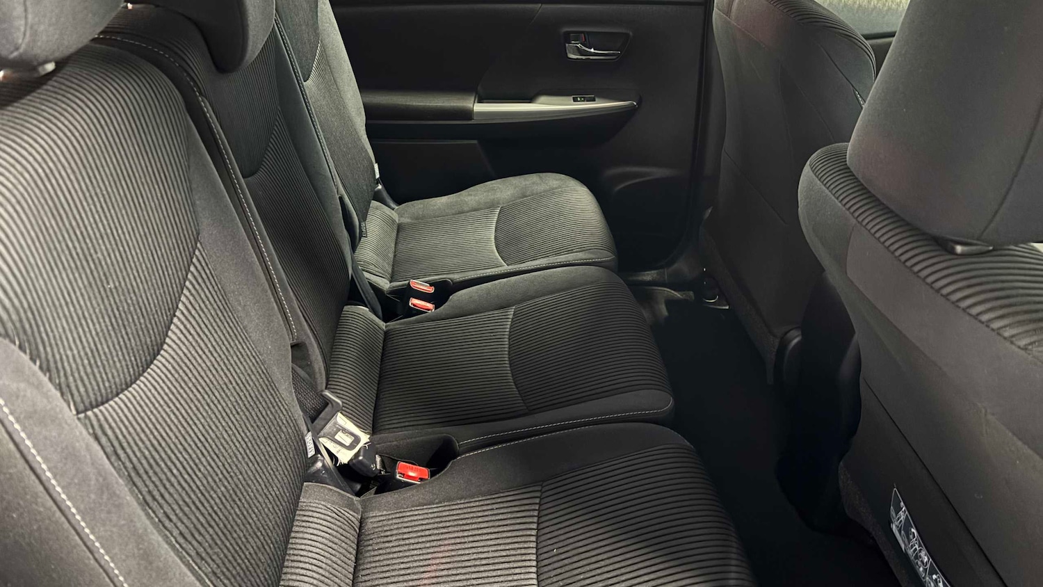 Used Toyota Prius+ 2020 for sale - 76575999: Photo 22