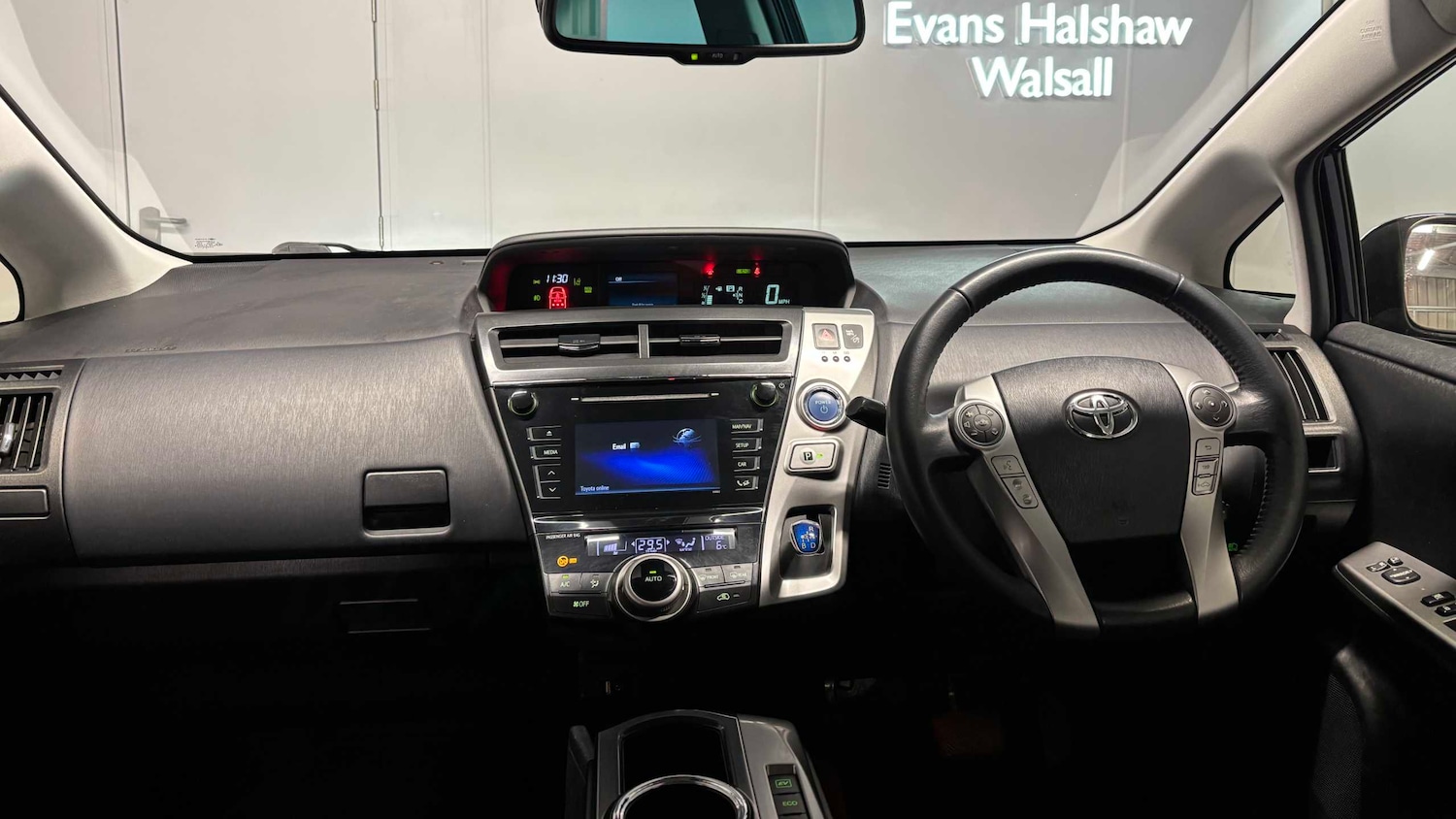 Used Toyota Prius+ 2020 for sale - 76575999: Photo 27