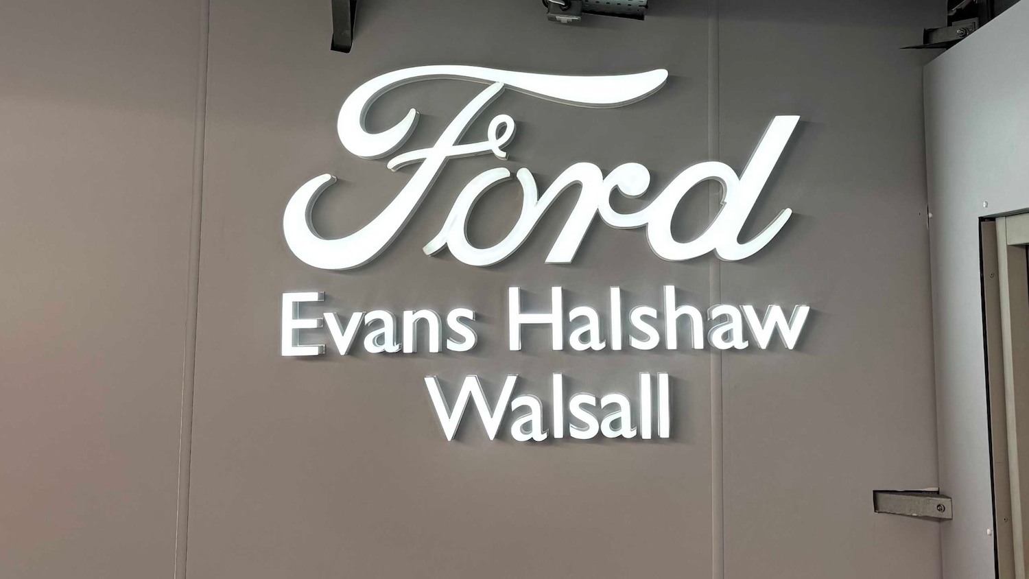 Used Toyota Prius+ 2020 for sale - 76575999: Photo 31