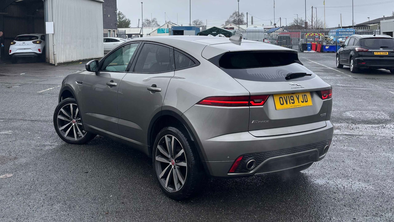 Used Jaguar E-Pace 2019 for sale - 77540819: Photo 2