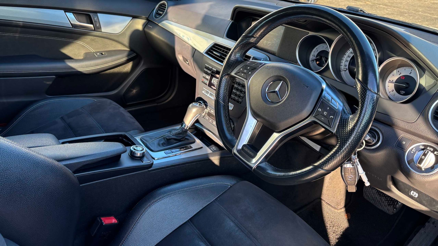 Used Mercedes-Benz C Class 2014 for sale - 76705218: Photo 6