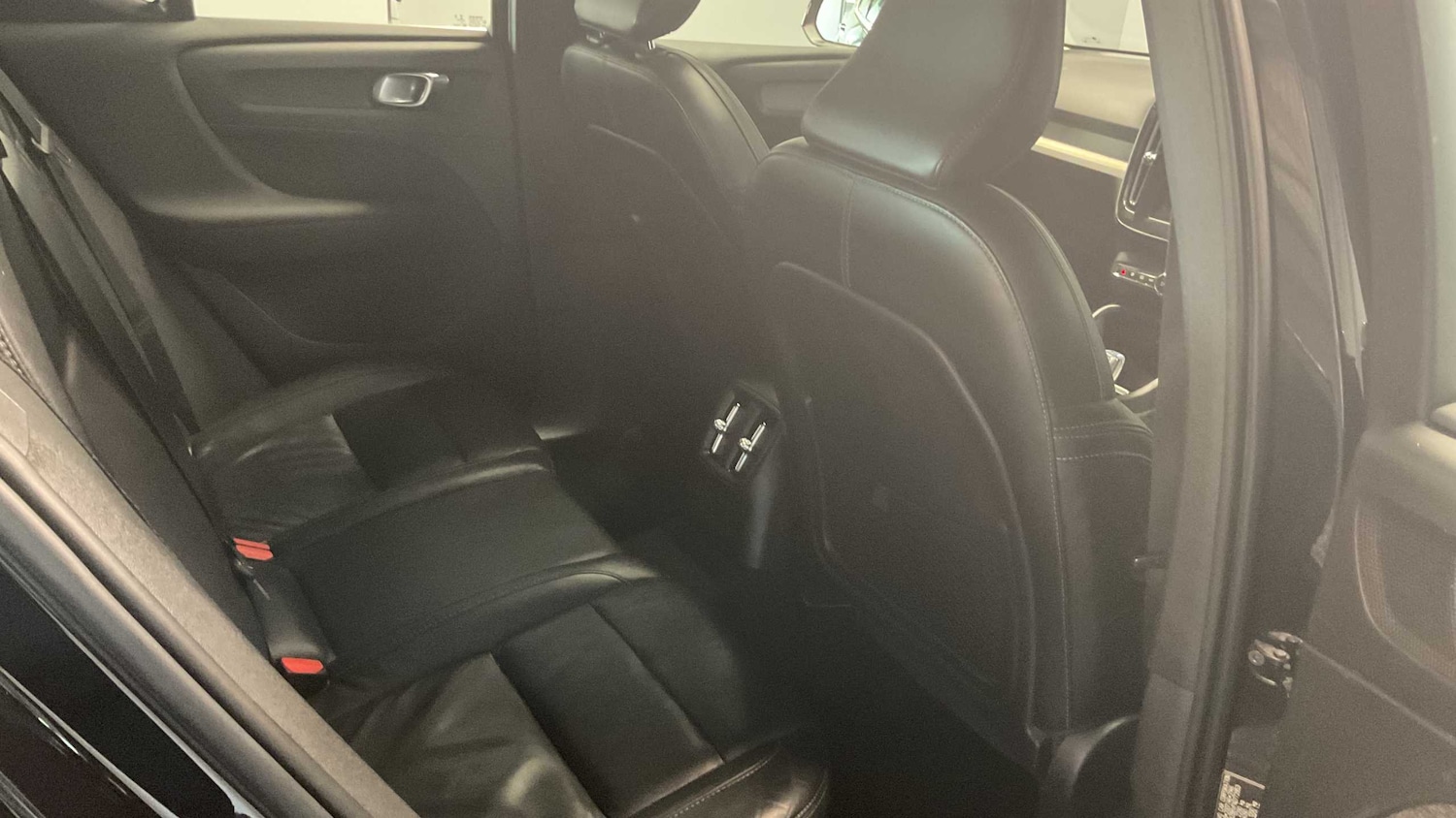 Used Volvo XC40 2022 for sale - 76063511: Photo 23