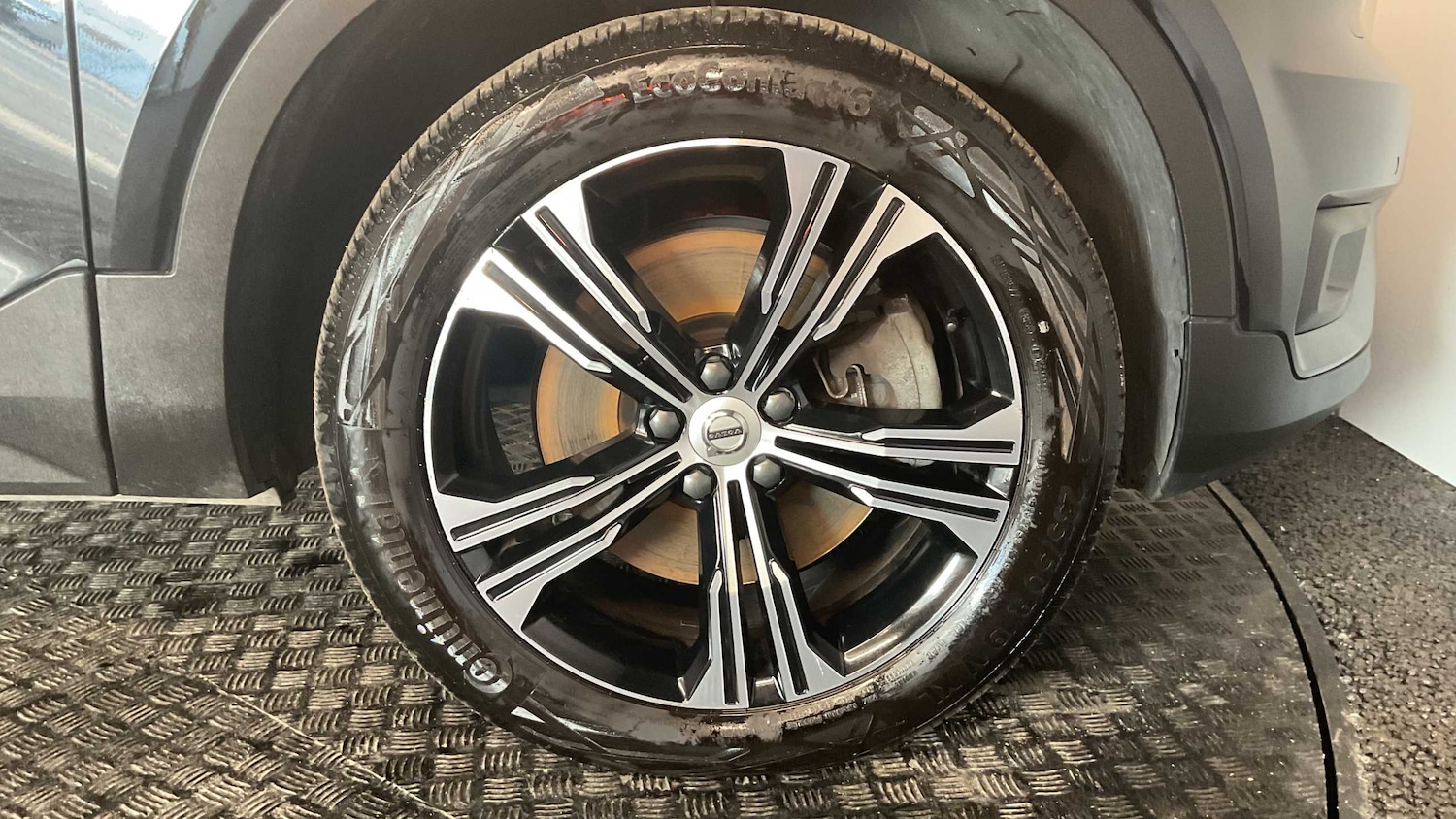 Used Volvo XC40 2022 for sale - 76063511: Photo 9