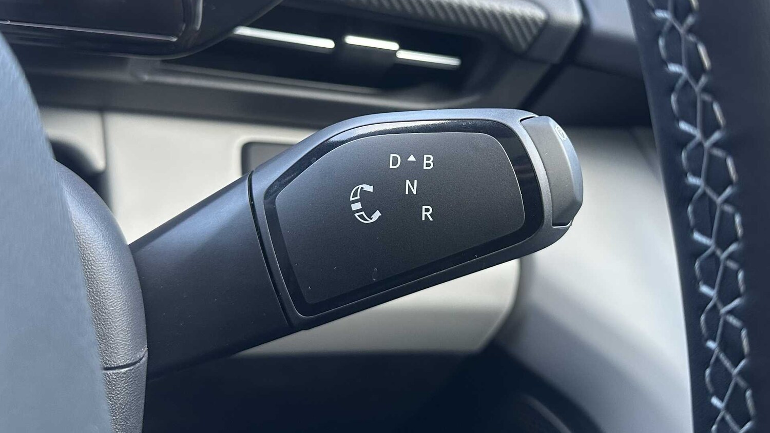 Used Ford Capri 2024 for sale - 76022382: Photo 25