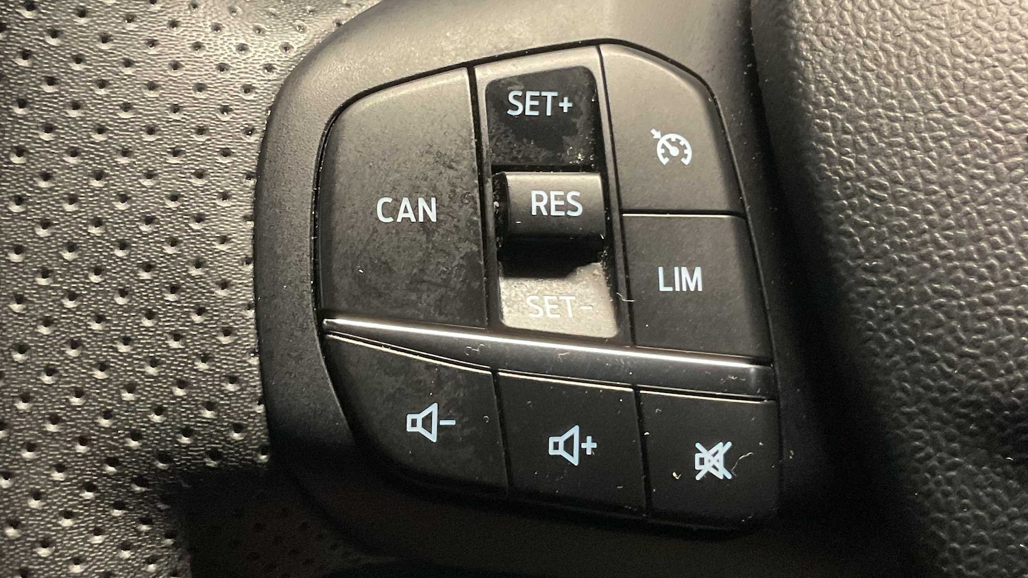 Used Ford Puma 2020 for sale - 76351580: Photo 16