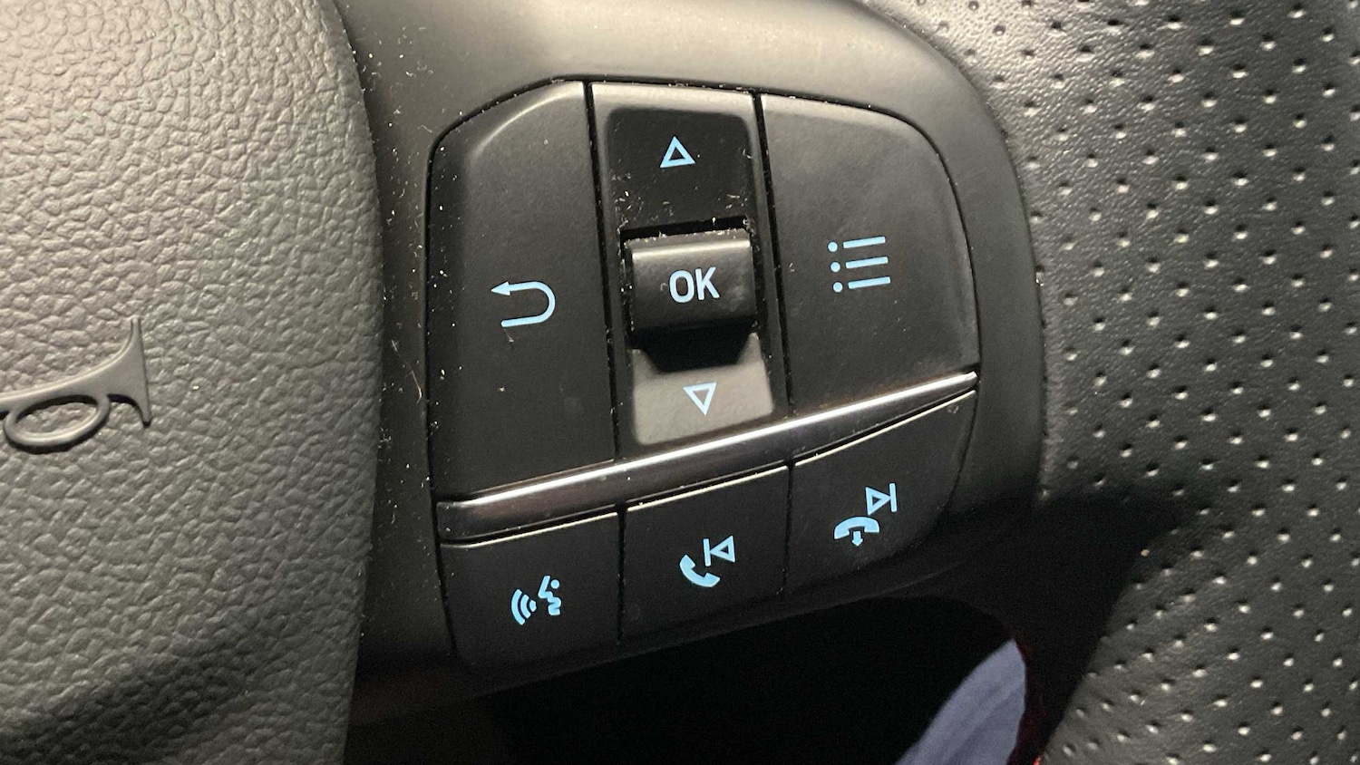 Used Ford Focus 2021 for sale - 75931018: Photo 18