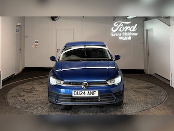 Used Volkswagen Polo 2024 for sale - 78551412: Photo