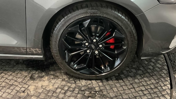 Used Ford Focus 2019 for sale - 76262450: Photo 10