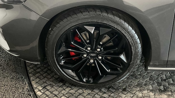 Used Ford Focus 2019 for sale - 76262450: Photo 11