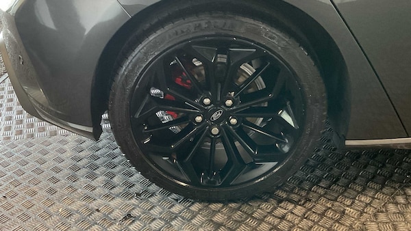 Used Ford Focus 2019 for sale - 76262450: Photo 9