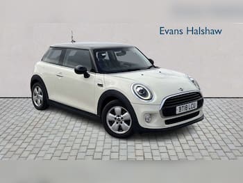 Used MINI Hatch 2018 for sale - 79745610: Photo