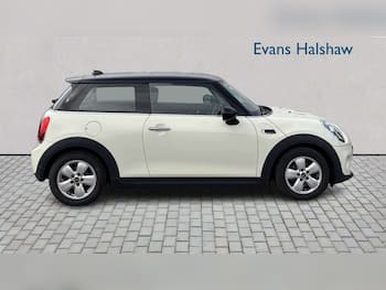 Used MINI Hatch 2018 for sale - 79745610: Photo