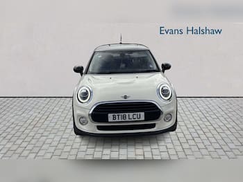 Used MINI Hatch 2018 for sale - 79745610: Photo