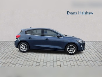 Used Ford Focus 2021 for sale - 77134908: Photo