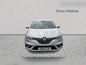 Used Renault Megane 2016 for sale - 77996268: Photo