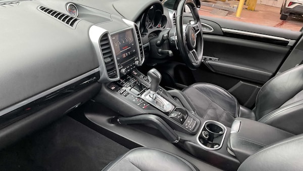 Used Porsche Cayenne 2016 for sale - 76272213: Photo 12