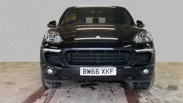 Used Porsche Cayenne 2016 for sale - 76272213: Photo 4