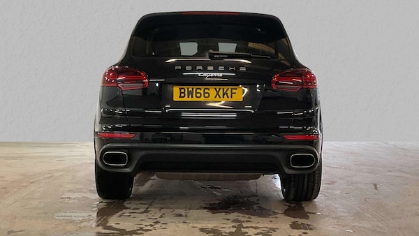 Used Porsche Cayenne 2016 for sale - 76272213: Photo 5