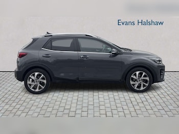 Used Kia Stonic 2023 for sale - 79294722: Photo