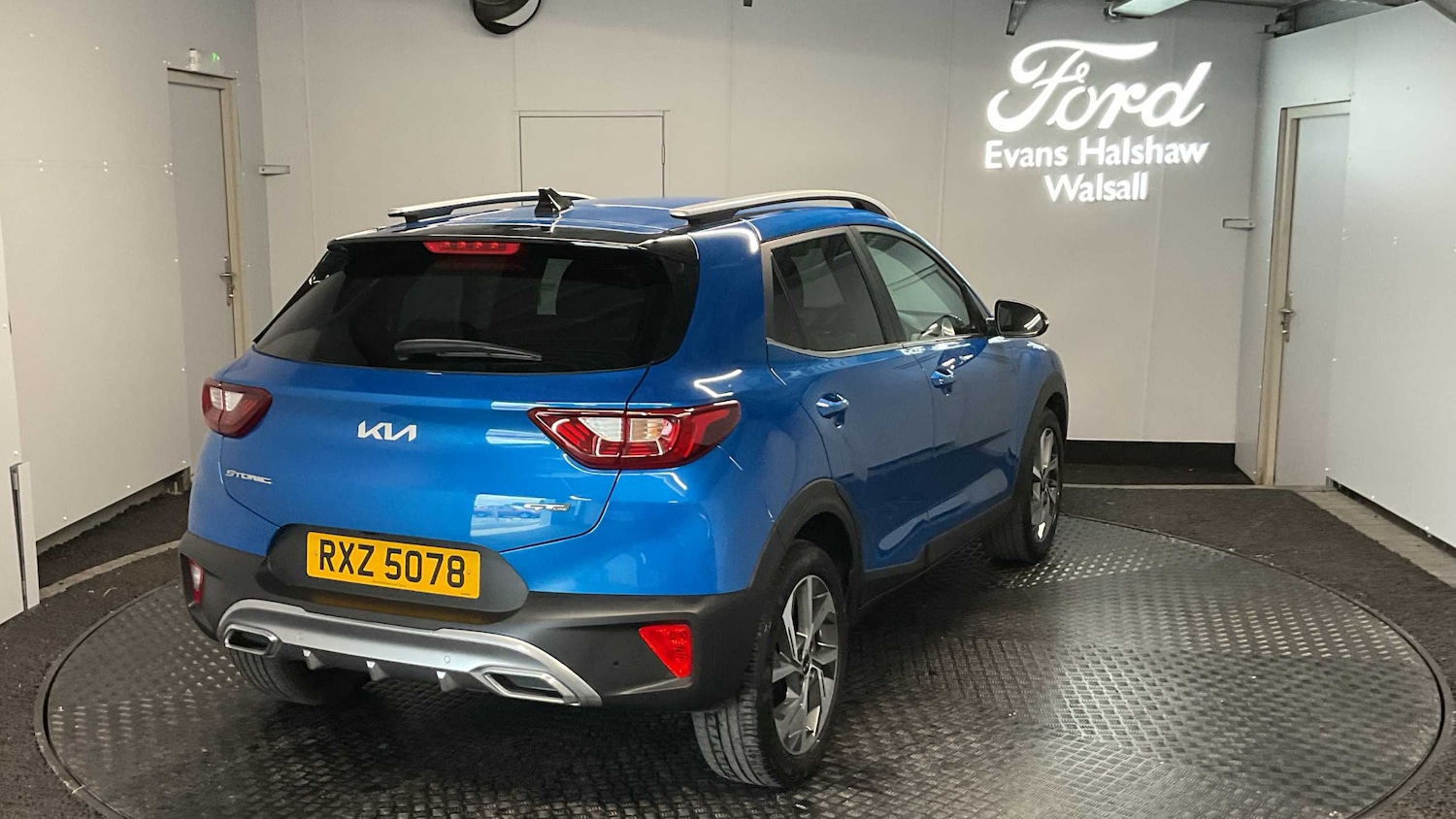 Used Kia Stonic 2022 for sale - 76004421: Photo 3