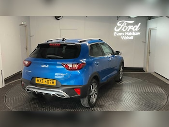 Used Kia Stonic 2022 for sale - 76004421: Photo