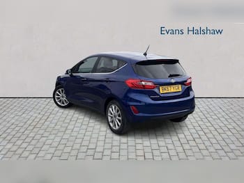 Used Ford Fiesta 2017 for sale - 79672007: Photo