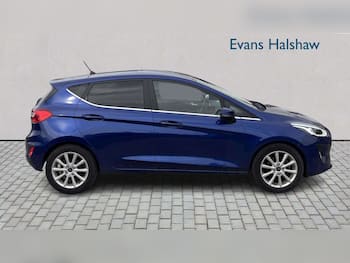 Used Ford Fiesta 2017 for sale - 79672007: Photo