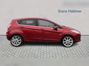 Used Ford Fiesta 2016 for sale - 77032119: Photo