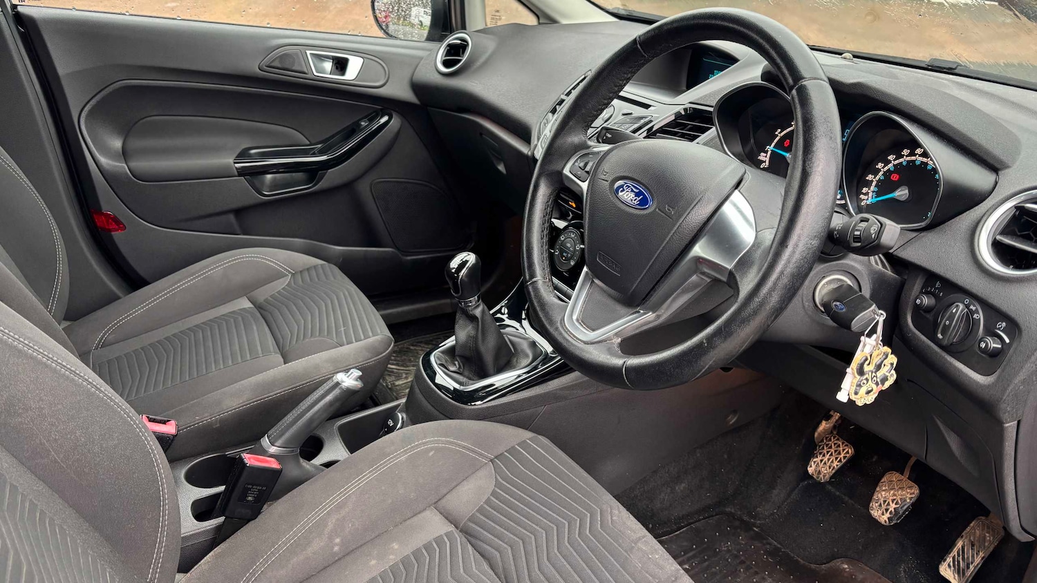 Used Ford Fiesta 2015 for sale - 77348128: Photo 6