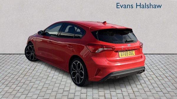 Used Ford Focus 2019 for sale - 76218381: Photo 2