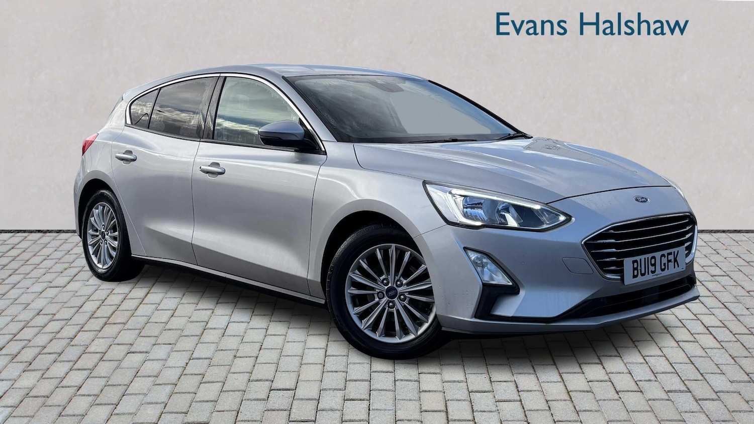 Used Ford Focus 2019 for sale - 76875748: Photo 1