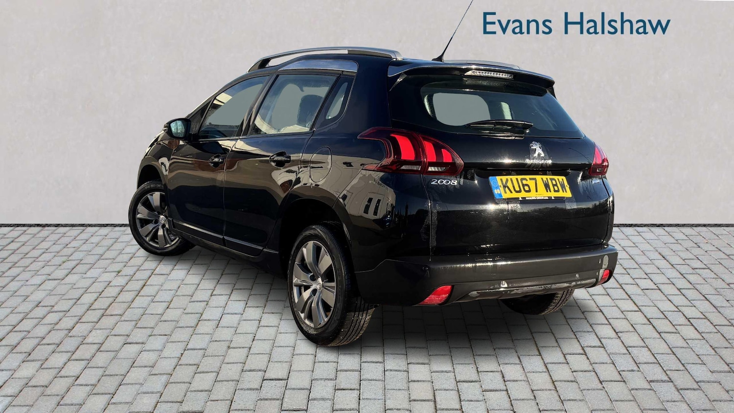 Used Peugeot 2008 2017 for sale - 76624487: Photo 2