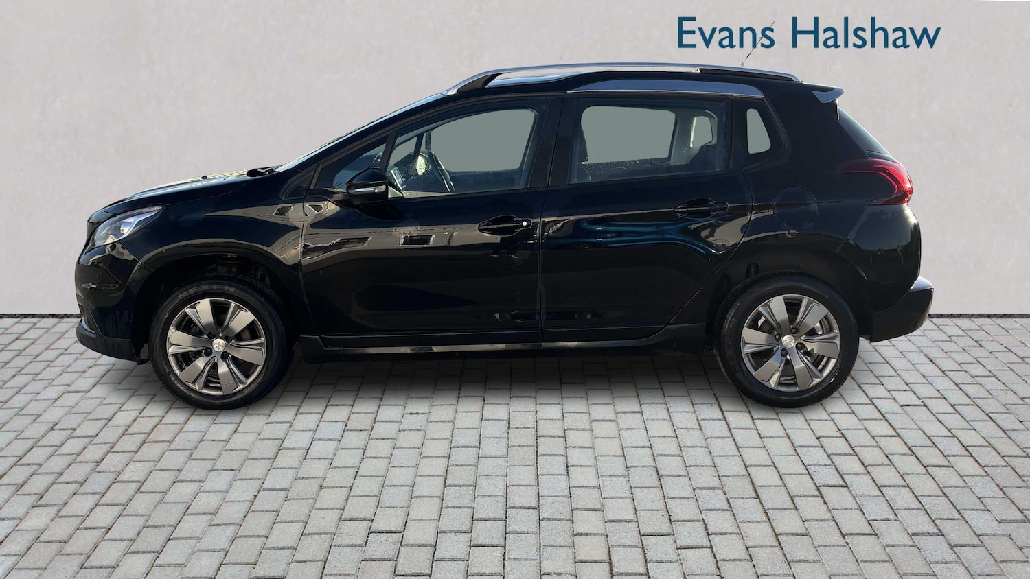 Used Peugeot 2008 2017 for sale - 76624487: Photo 3