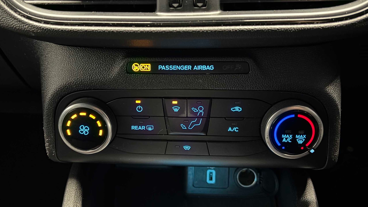 Used Ford Focus 2020 for sale - 77800081: Photo 20