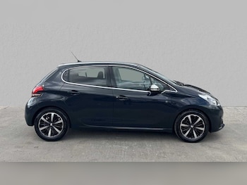 Used Peugeot 208 2019 for sale - 75841363: Photo