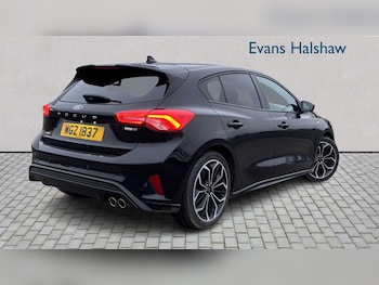 Used Ford Focus 2022 for sale - 77032232: Photo