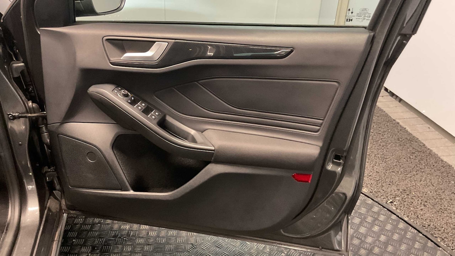 Used Ford Focus 2023 for sale - 76351666: Photo 15