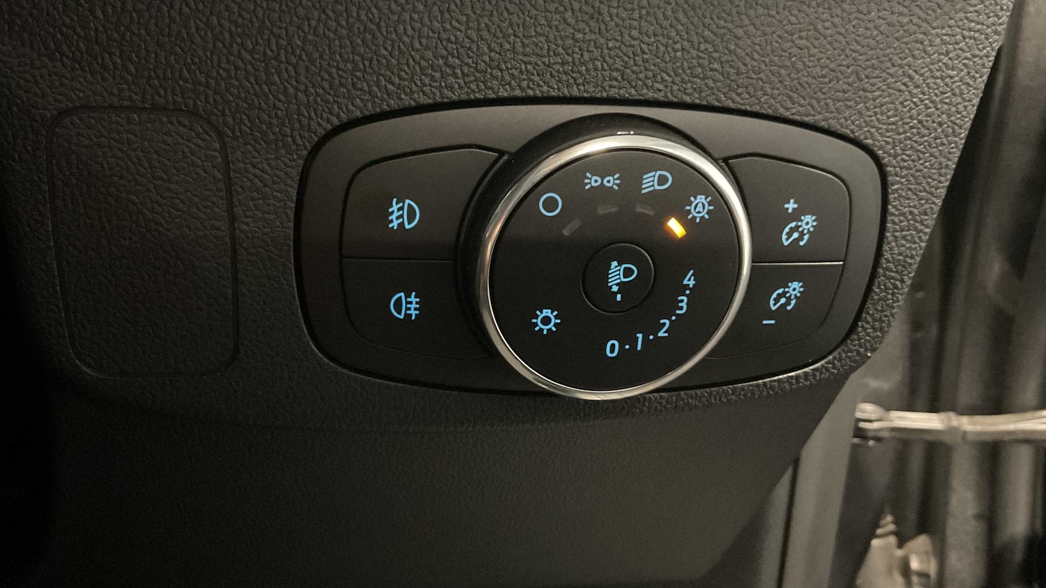 Used Ford Focus 2023 for sale - 76351666: Photo 25
