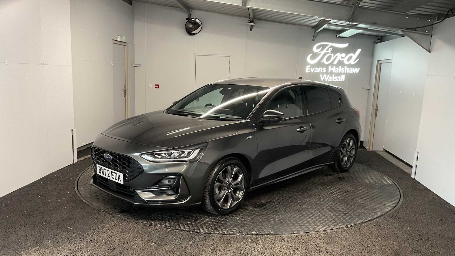 Used Ford Focus 2023 for sale - 76351666: Photo 3